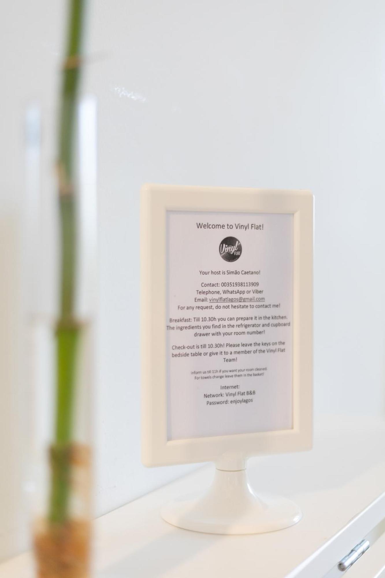 Vinyl Flat Bed & Breakfast - Rooms Lagos Ngoại thất bức ảnh